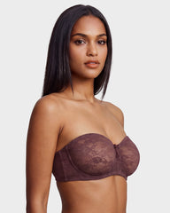 No-Slip Strapless Underwire Bra with Lace Detail